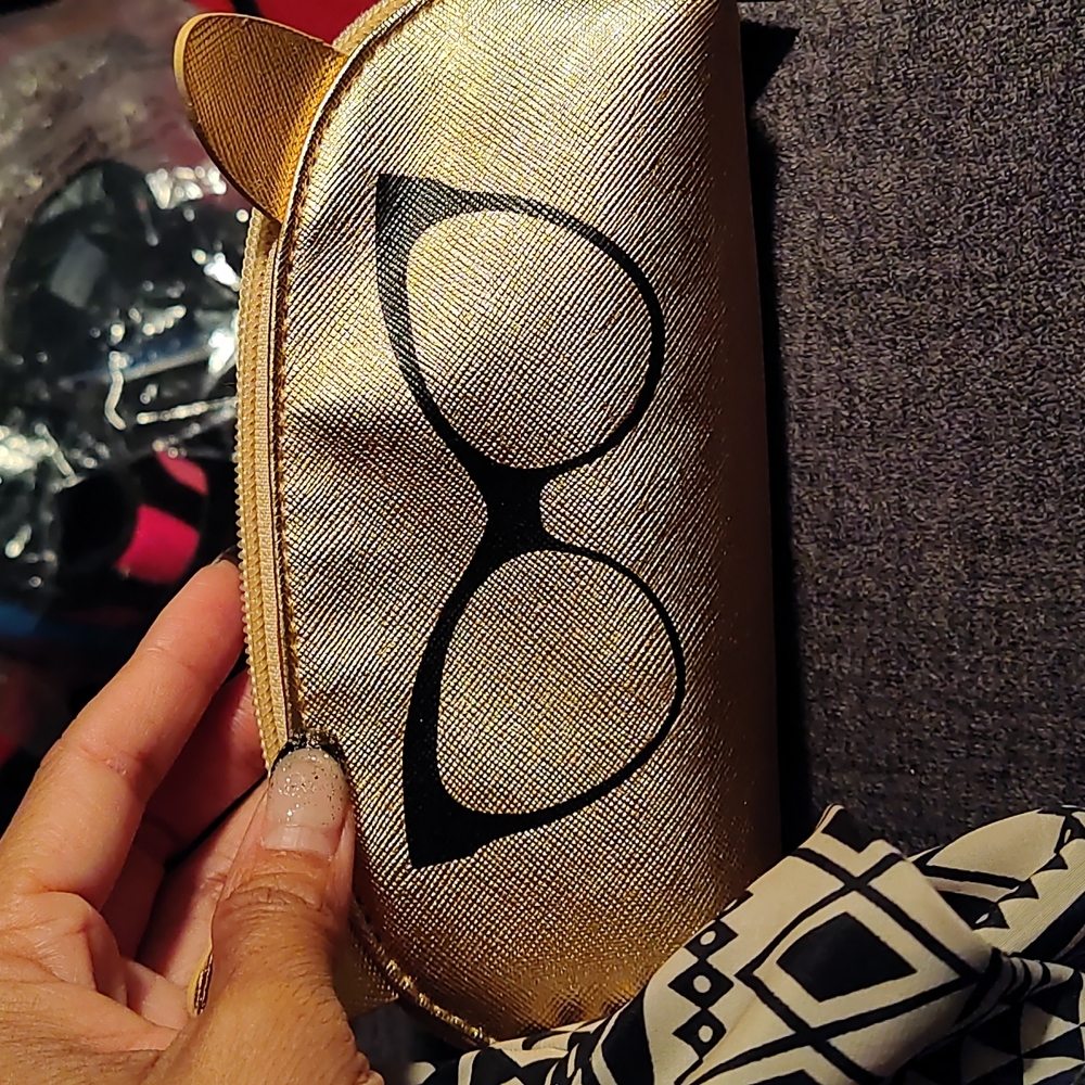 Cat ear pouch gold and black for sun/glasses by Perverse the sunglass unicorn